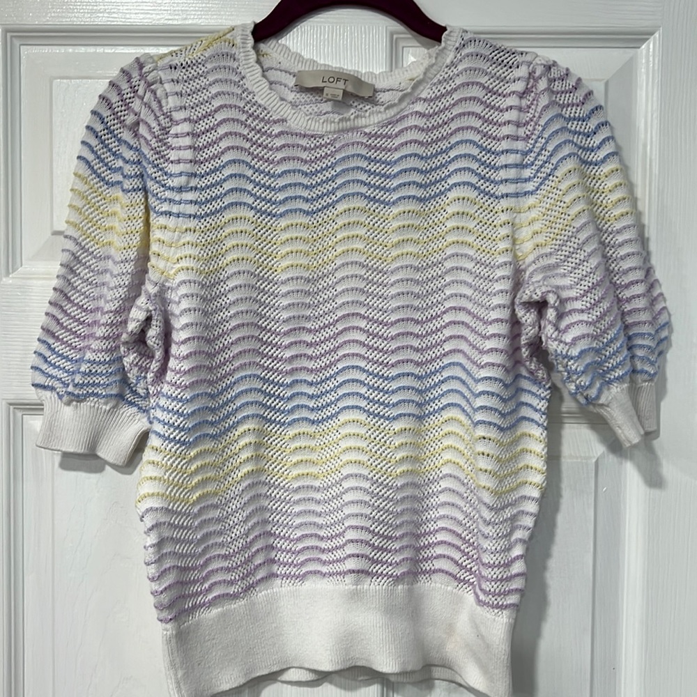 Colorful sweater size small